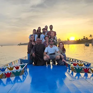 Nile Sunrise Flats , Luksor Mısır